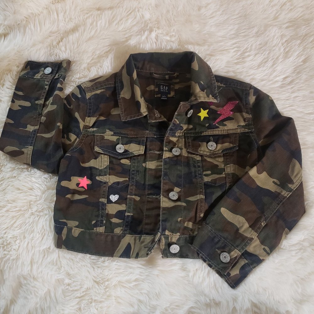 Girls Camoflaged Cropped Jacket